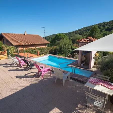 Il Noce @ Cuirone Bed & Breakfast Corgeno
